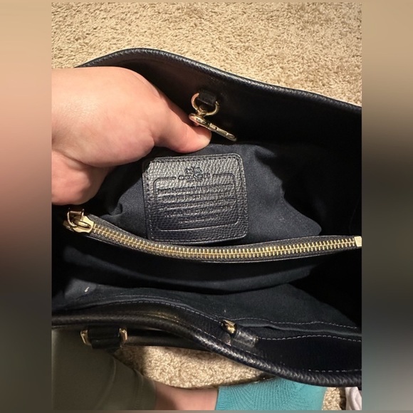 Coach tote - Picture 4 of 5